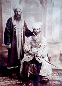 Hunza - Le Mir Muhammad Nazim Khan et son vizir Khan Bahadur Humayun Baig